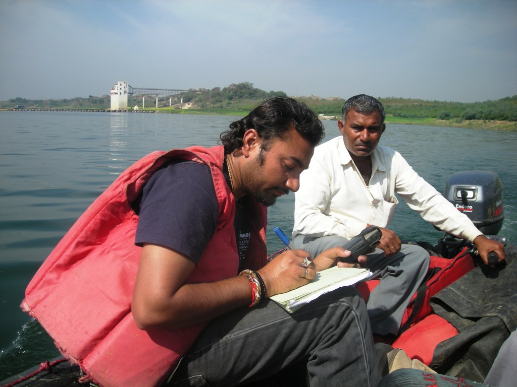 Surveys_near_Pinahat_Pallavi_Gupta
