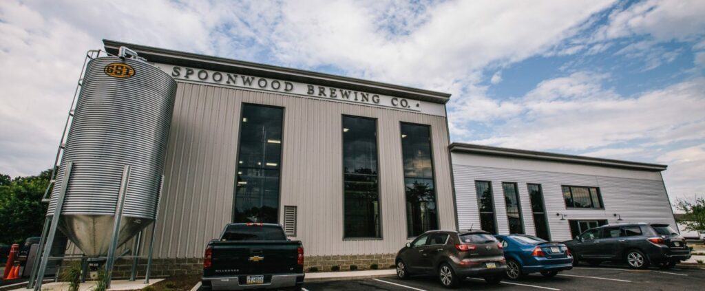 An image of the Spoonwood Brewing Company's building facade.